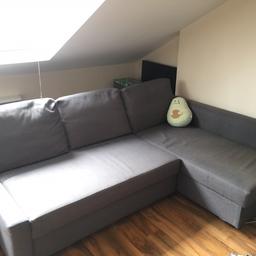 comfy couch that can be easily made into a bed.

It is in a decent condition.

size
Length: 230 cm
Depth: 151 cm
Height: 66 cm
Seat depth: 78 cm
Seat height: 44 cm
Bed width: 140 cm
Bed length: 204 cm

Pick up only from E5 Hackney

message here or 07743018402