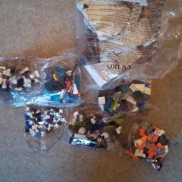 7bags of Lego 6unopened make something nice.