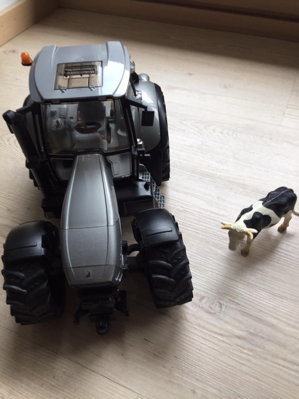 Bruder Traktor in 6363 Westendorf für 7,00 € zum Verkauf | Shpock DE