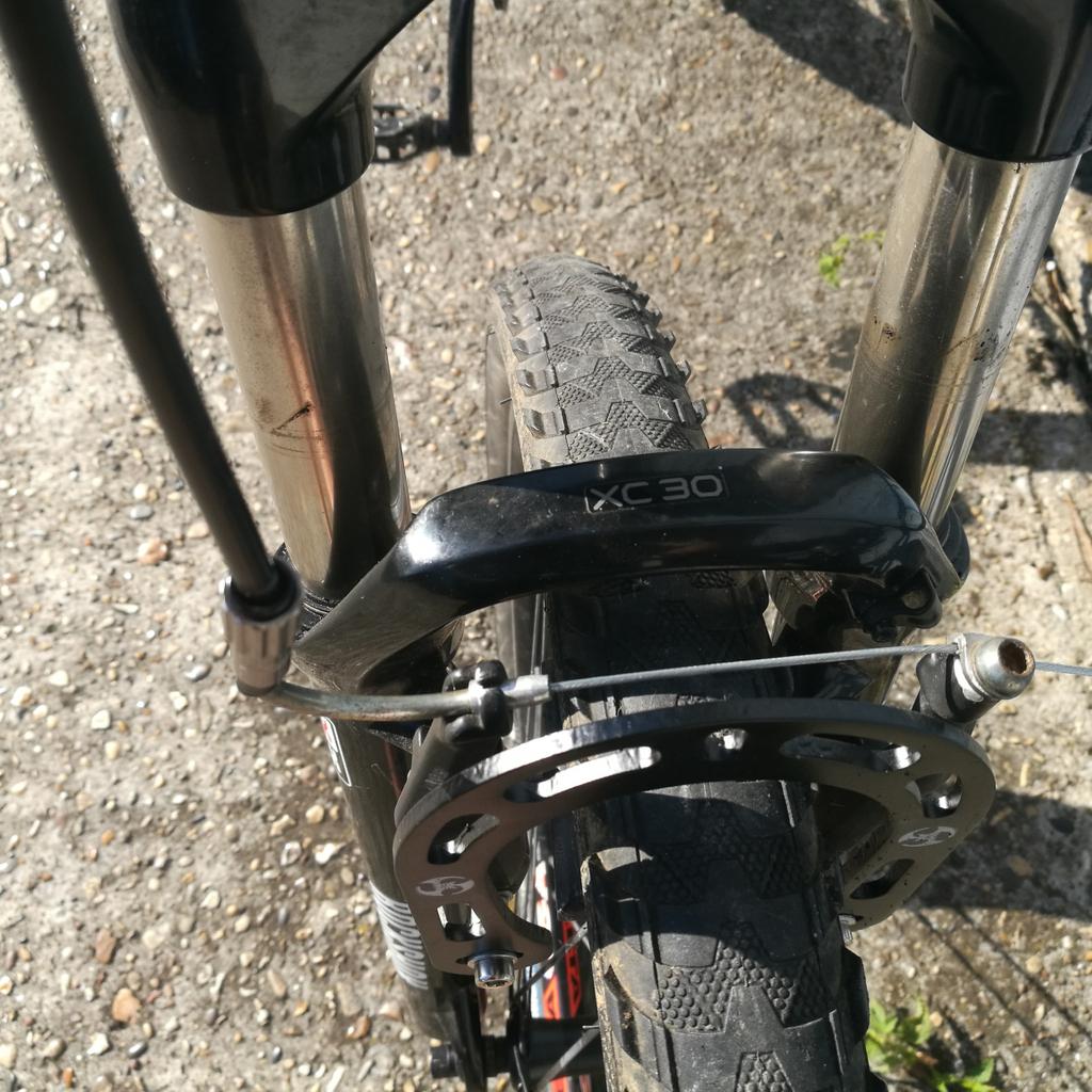 Muddy Fox custom 100s spent mountain bike in CM2 Chelmsford for 190.00 for sale Shpock