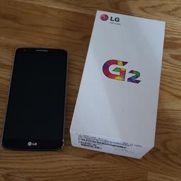 LG G2 Smartphone. 
Guter gebrauchter Zustand. 
Voll funktionsfähig.  
Display ohne Kratzer. 
Mit Hülle und OVP.
Ohne Zubehör, nur das Handy.
PayPal und Versand möglich.
