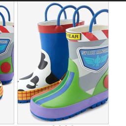 Brand new toy story wellies one buzz one woody style bought for my son as a gift but too small brand new in wrapper as can see on pictures
Children’s size 4