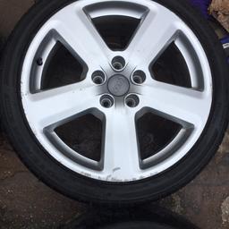 4 alloys
And tyres
18 inch
Collection only
Straight and no cracks