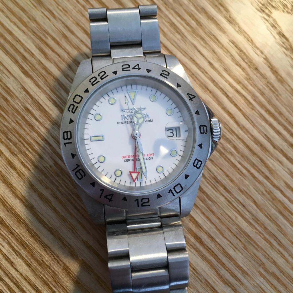 Invicta 2025 9400 white