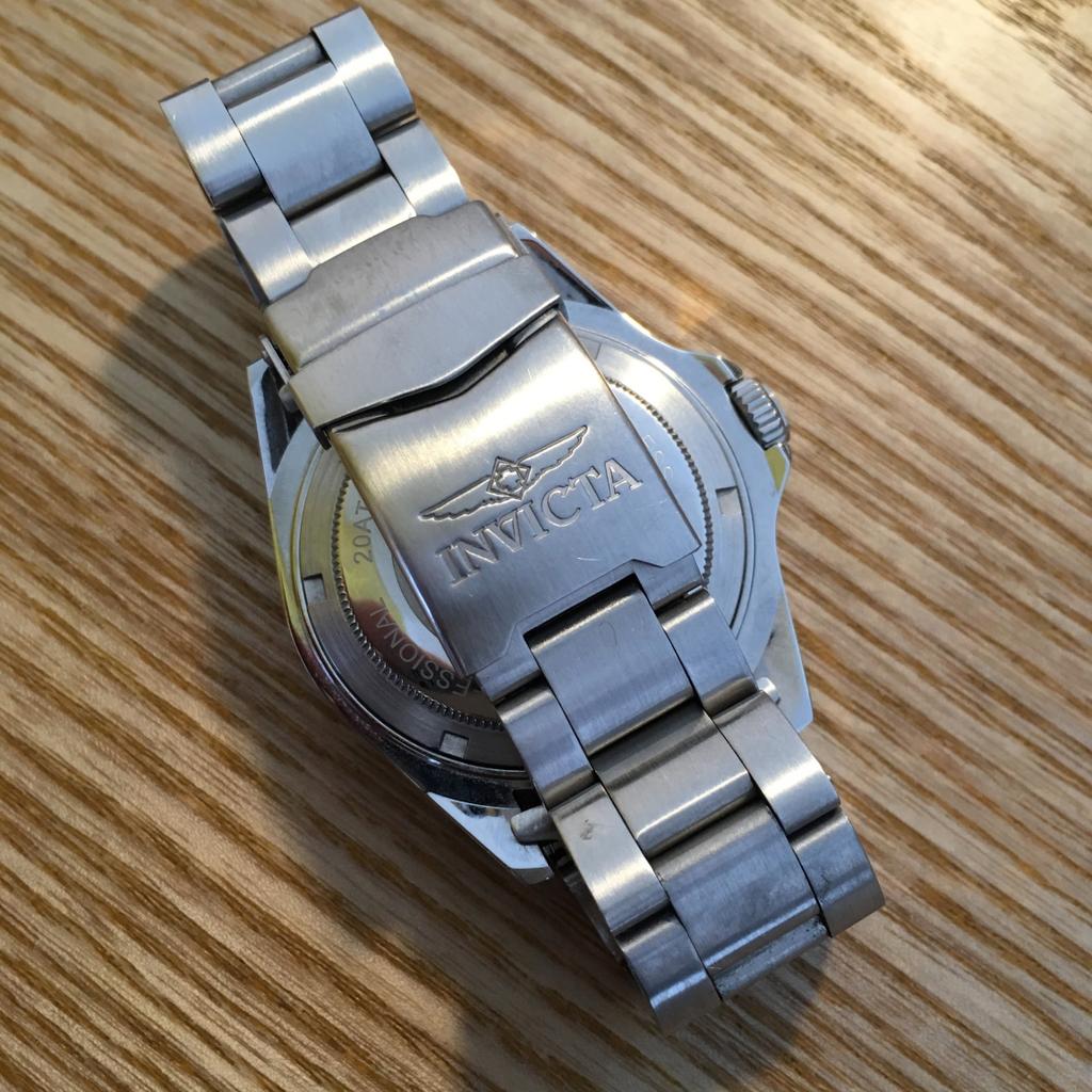 Invicta 9400 hot sale