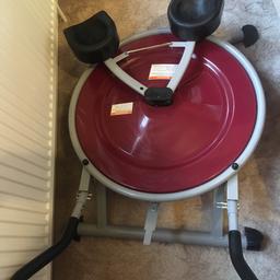 Hi, selling an Ab circle pro, I bought it from another seller on here who had not used it and it’s been stored since I bought it as I have a condition in my knees which prevents me from using it.
User weight should not exceed 125kg.