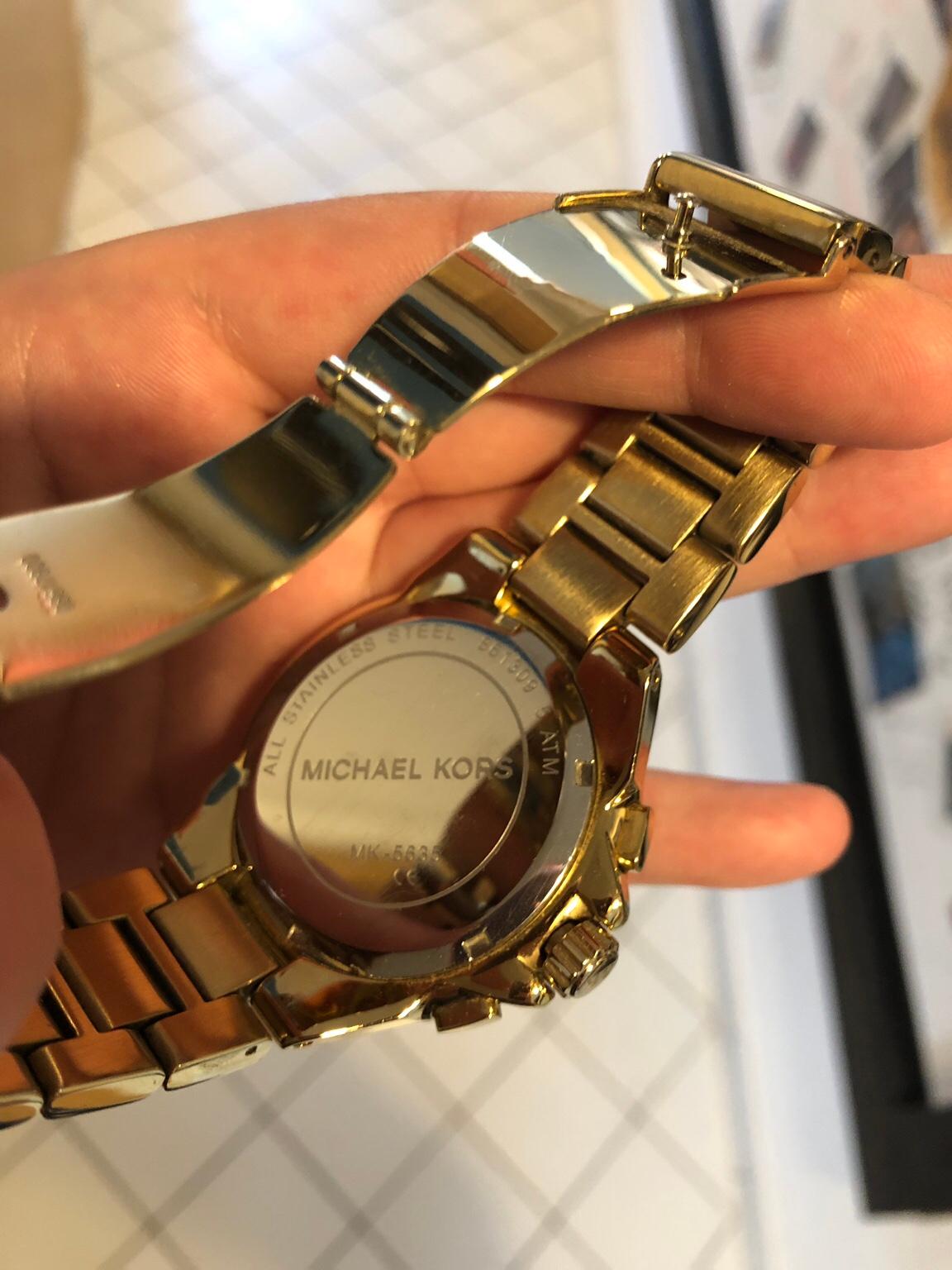 Michael on sale kors 5635