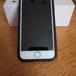 iPhone 8 64gb rose gold
Always had screen protector on and D30 gear4 leather case
Unlocked to any network
Has a crack in screen protector not the phone come with box charger headphones not used

£300ovno
079383565248