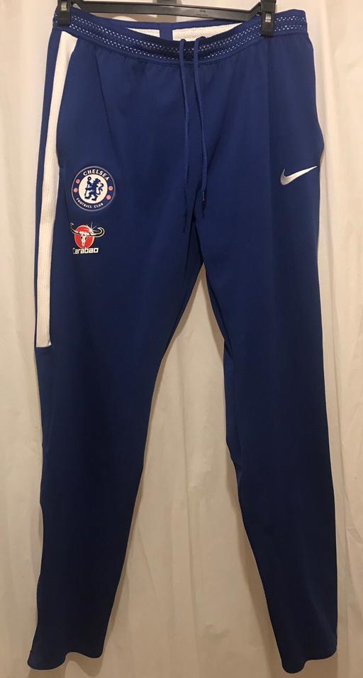 Buy & Sell South West London - Photos for Chelsea Nike bottoms. Large.