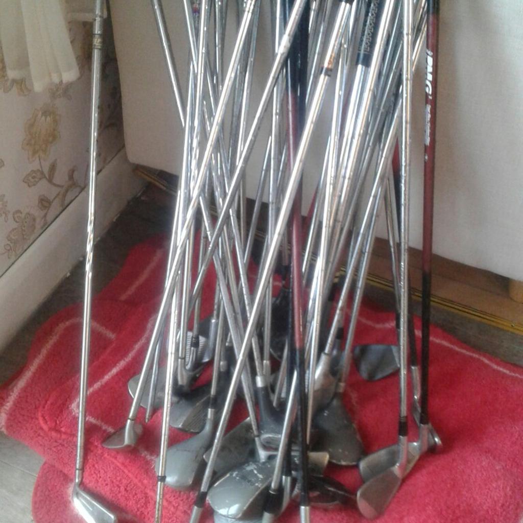 golf clubs in good used condesion threre is around 40 in total £12can deliver for a small fuel charge