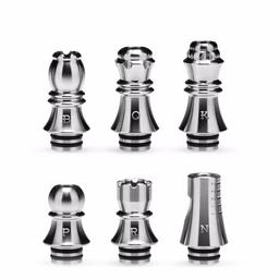 Die Kizoku Chess Series ist ein wahrer Hingucker im edlen Schachfiguren Design mit durchdachten Materialien.

Die Drip Tips bestehen aus SS304L Stahl. Im Set sind 6 Drip Tips (König, Dame, Turm, Springer, Läufer und Bauer), die Schachfiguren nach empfunden sind.

Daten
• SS316L
• 510 Anschluss

Inhalt 
1 x Kizoku Chess Series 510 Mixed 6 in 1 Drip Tip
Kompatibel mit Jegliche 510 Drip Tip Aufnahme