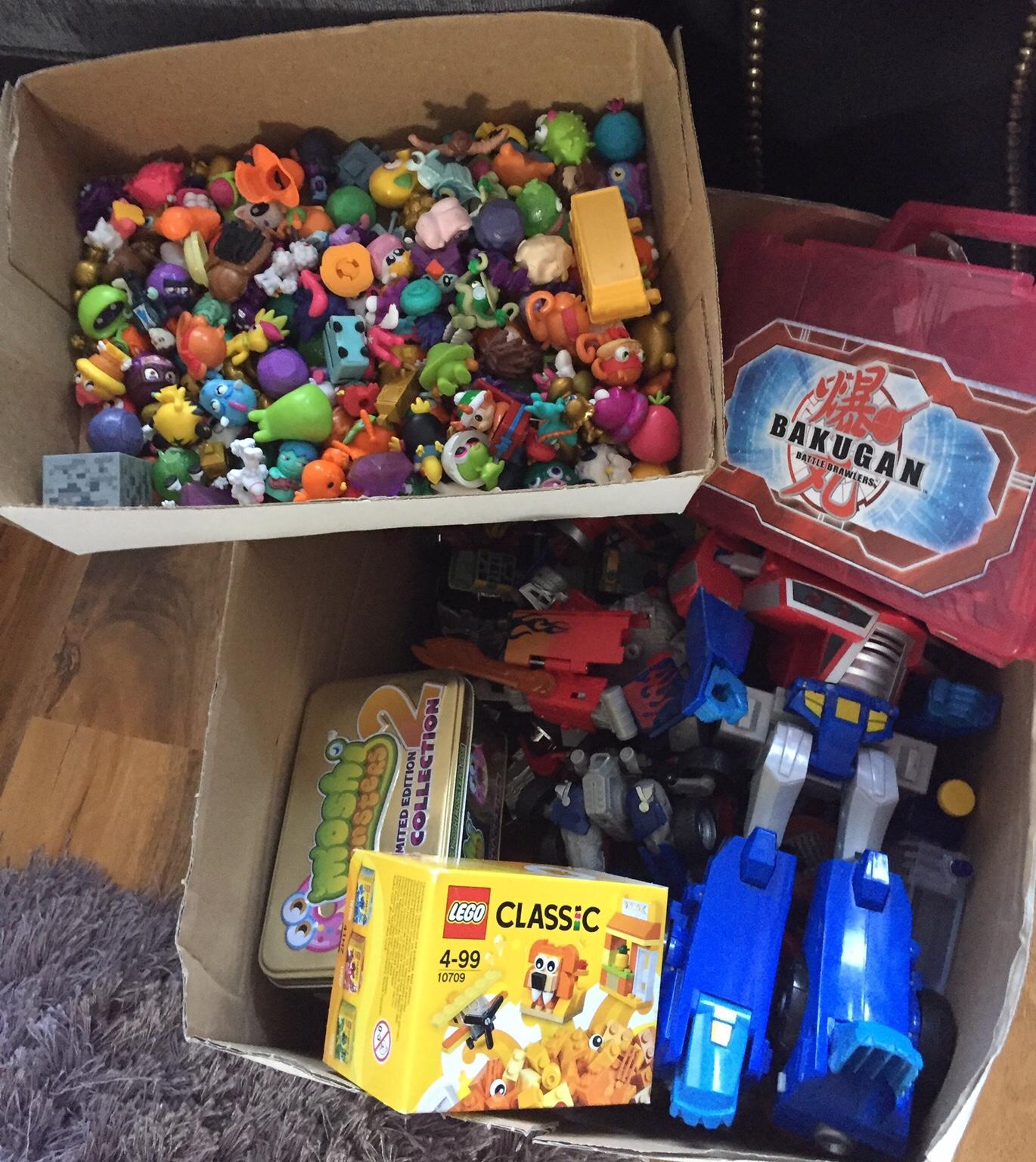 Job Lot Box of toys Moshi Monsters in Oldham für 5,00 £ zum Verkauf ...