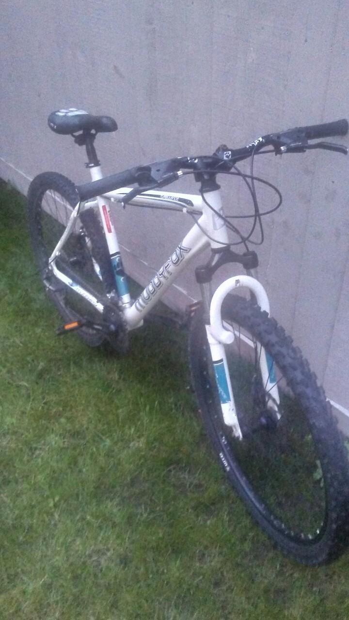 Muddyfox turbulence mens mountain bike in NN8 Wellingborough for