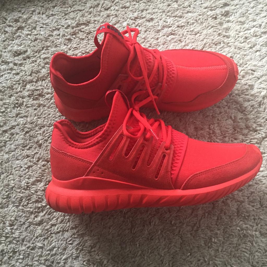 Adidas originals tubular outlet radial trainers in red