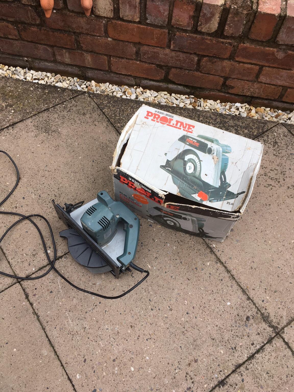 Black and best sale decker proline pl40
