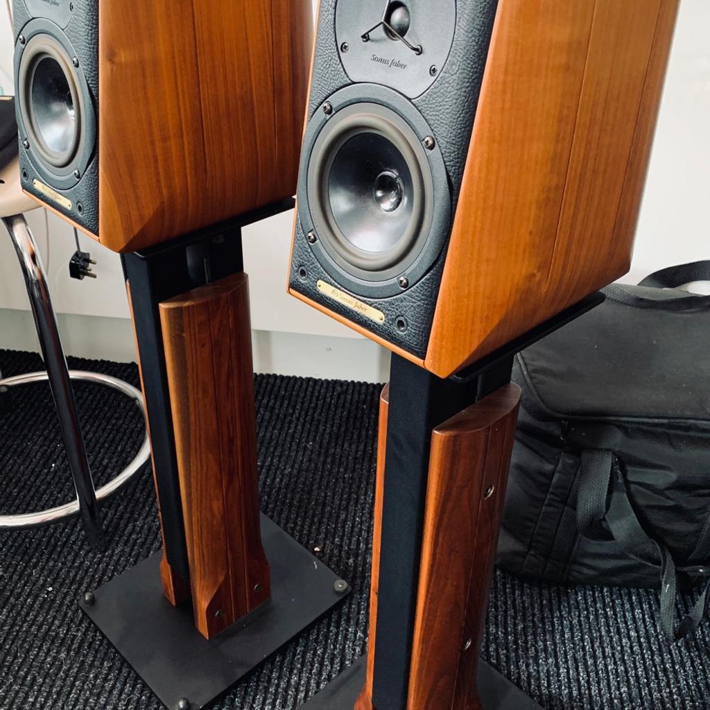 Sonus Faber signum monitors with ironwood in Bromsgrove for