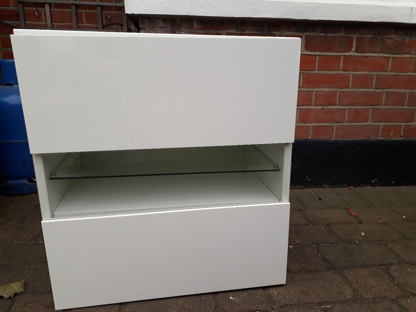 white gloss media cupboard in RM17 Grays for £20.00 for sale Shpock