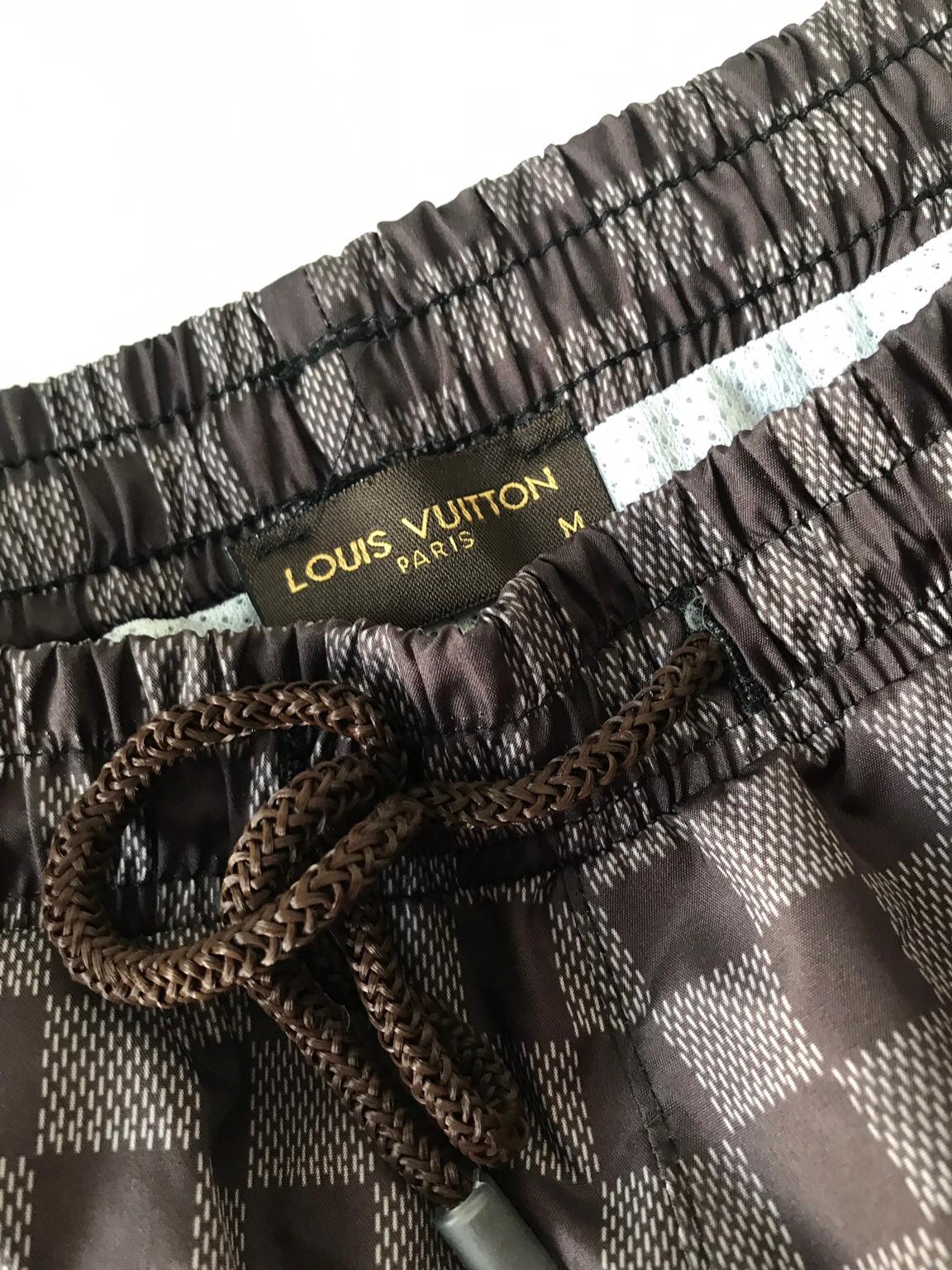 Louis Vuitton Badehose Schwimmhose Shorts M in 59939 Olsberg für