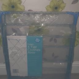 3 tier clothes airer new 
no refunds