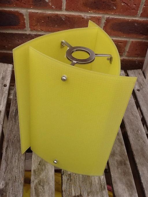 Buy & Sell Lincolnshire South Kesteven - Photos for Yellow frosted glass lampshade