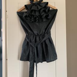 never used
Ruffle neck, open back
Original price was: 149-
Size: S, but it can fit for M too
I can ship it, buyer pays for the shipping