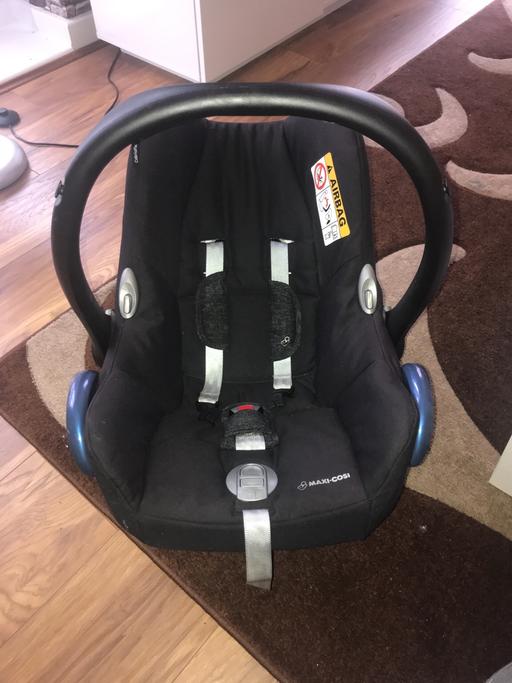 Buy & Sell Cranford Hounslow - Photos for Maxi cosi car seat