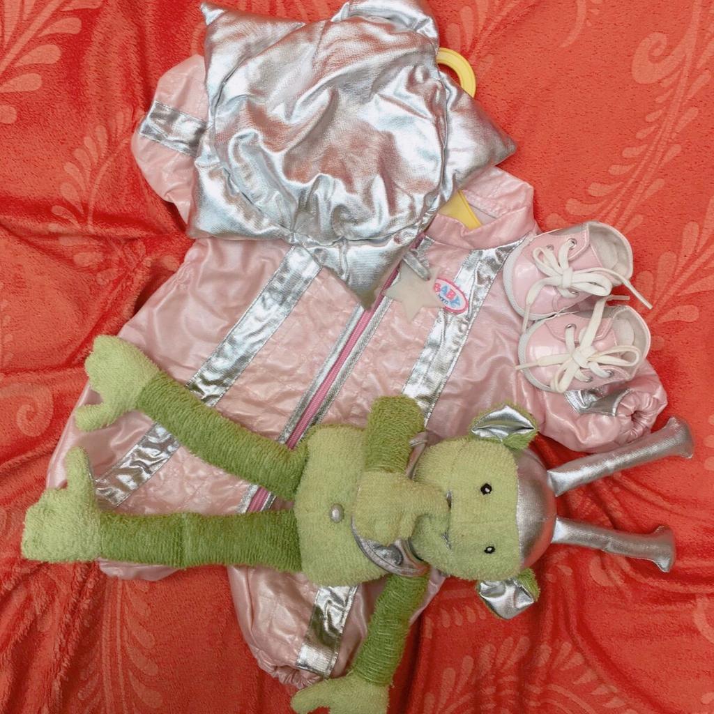 Baby Born - Weltraumanzug mit Alien in 80686 München für 16,00 € zum  Verkauf