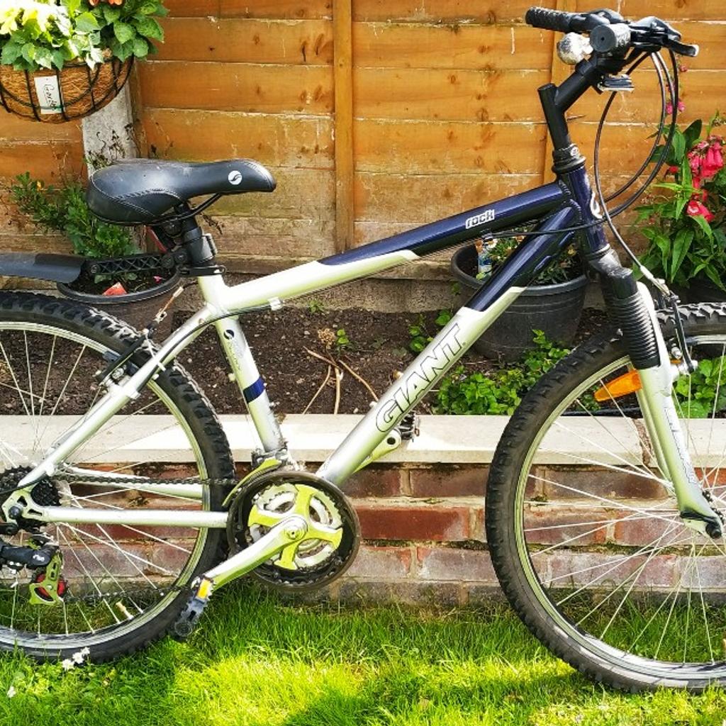 Mountain Bike Giant Rock Aluxx 6061 in B26 Birmingham for 60.00