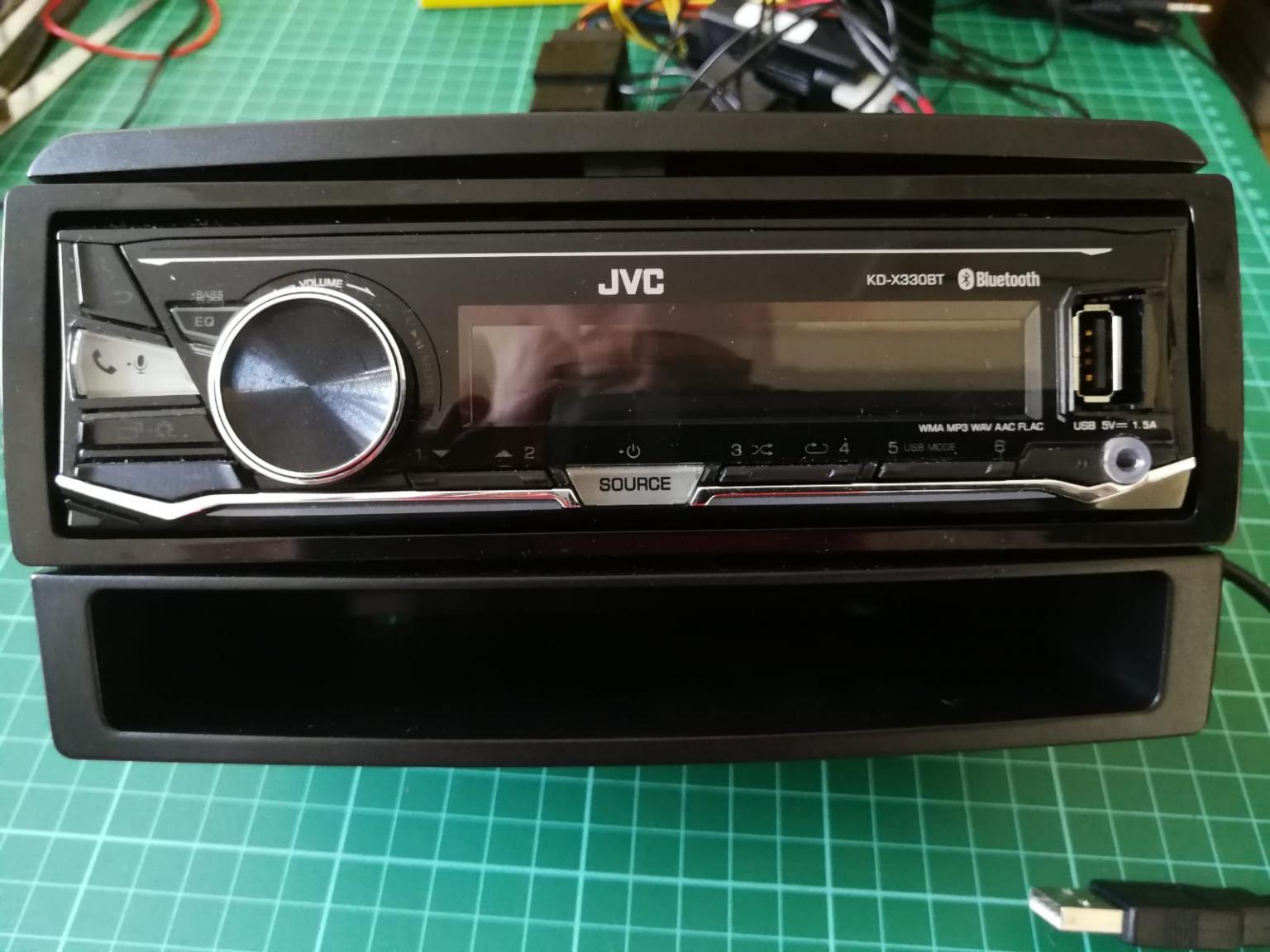 JVC XDX330BT Car Stereo in B23 Birmingham für £ 25,00 zum Verkauf