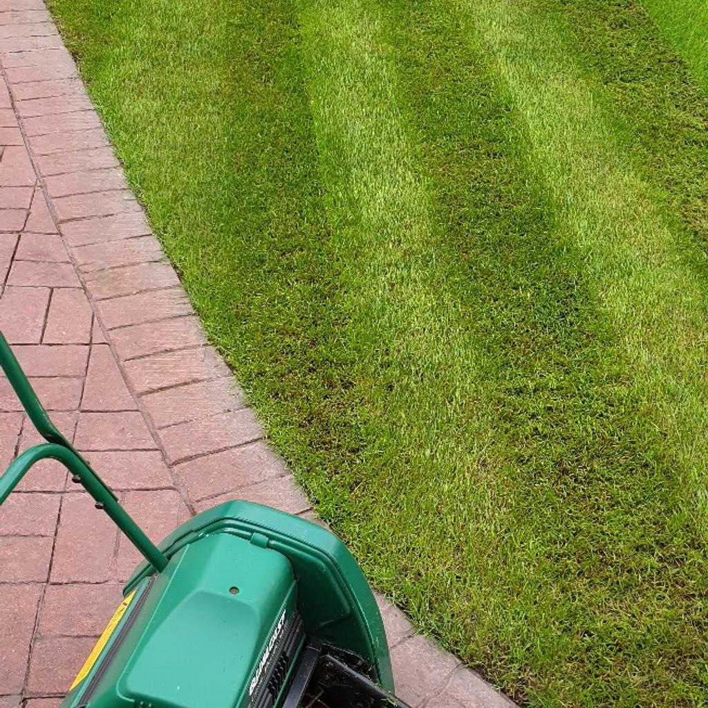 QUALCAST ELECTRIC CLASSIC 30 LAWNMOWER in ST15 Stone for £60.00 for sale Shpock