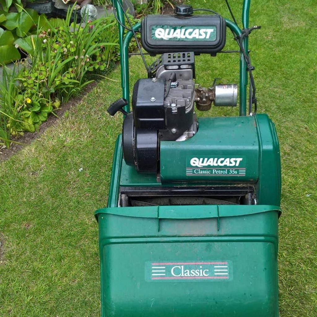 Qualcast lawn mower classic 35s spares in Dudley for £40.00 for sale
