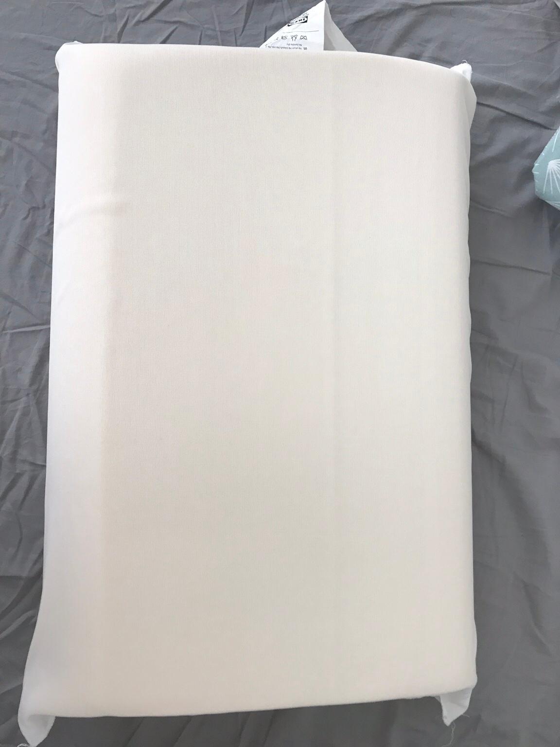 Ikea Memory Foam Pillow with protective cover in SE9 Greenwich for £4.