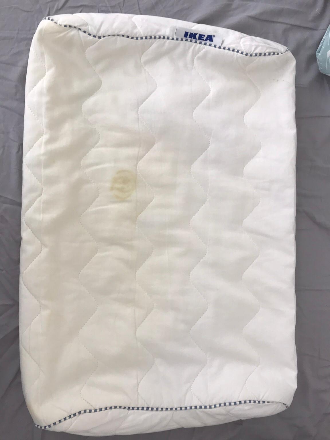 Ikea Memory Foam Pillow with protective cover in SE9 Greenwich for £4.