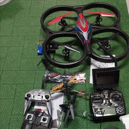 Verkaufen wegen Hobbyaufgabe hier:              1 Drohne mit Bildschirm und Kamera plus Zubehör und 2 Mini Helikopter. Anschauen lohnt sich. Nur Selbstabholer 120€ VHB