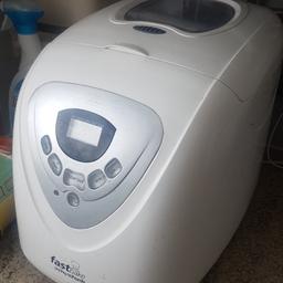 FASTBAKE breadmaker. Paid £45 new

works perfect with instruction manual