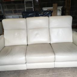 Cream Italian leather comfortable 3 seater recliner settee for sale. Owned from new. Very good condition, normal wear and tear. Few cat pulls on one side as shown in photo but hardly noticeable.

Dimensions:
Width 2060cm
Depth 90cm
Height 1040cm

Collect only. Free to collector - space needed