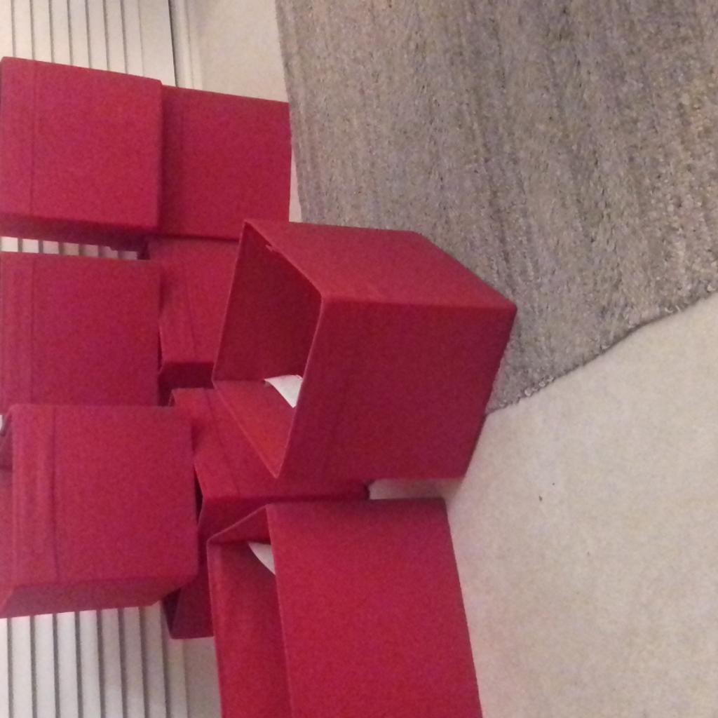 Ikea 8 red kallax boxes in SR7 Murton für 10,00 £ zum Verkauf Shpock DE