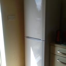immaculate condition.
beko fridge freezer.
white.
frost free
pick up Wf4 3LP
£130 ono