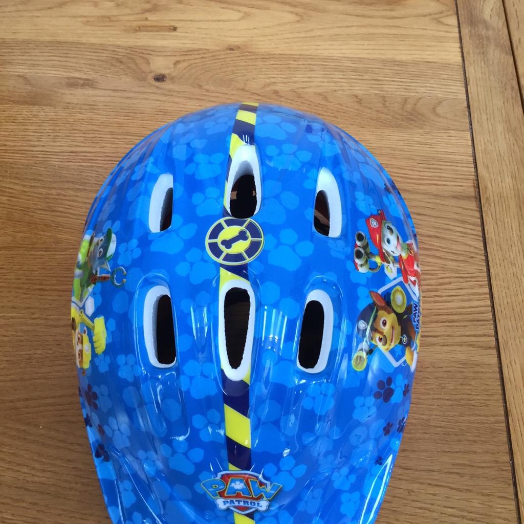 Child’s cycle helmet in TW12 London for £5.00 for sale Shpock