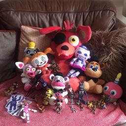Large collection of FNAF toys including on large plushy and many smaller plushies which are currently selling in Tesco for £10 each. Lots of figures including a mini collection. There are a few with some limbs missing but the majority are like new. The missing limbs add to the fun.