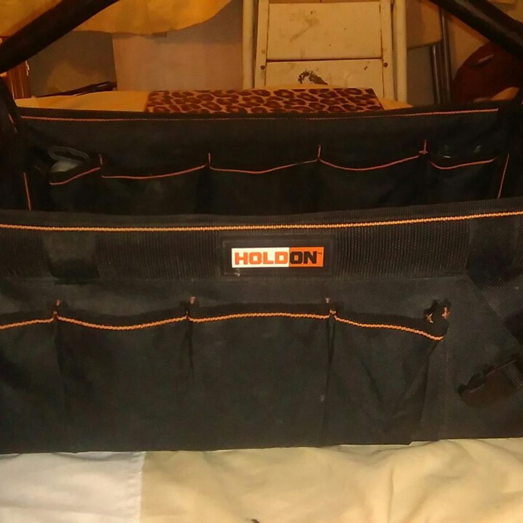 Hold On tool bag. in B65 Sandwell für 10,00 £ zum Verkauf Shpock DE