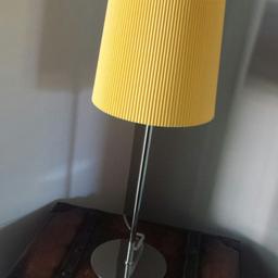 Used lamps, good condition.

Mustard next pleated working lamp with bulb.

Teal B&M small working lamp with bulb. Minor damage to bottom, see pic. Small water mark on shade. Reflected in price.

£8 for two or;
£6 Mustard
£2 Teal

Dodleston area collection.