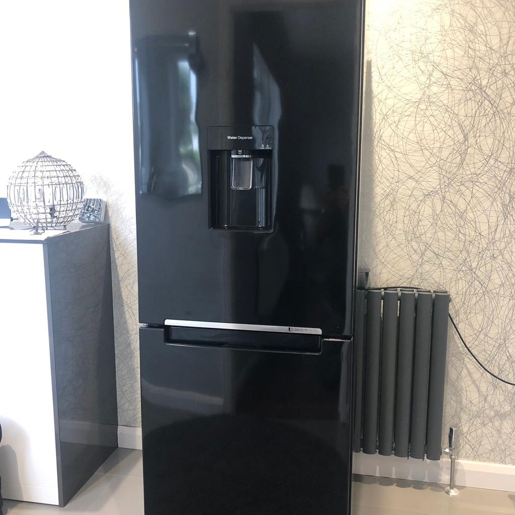Samsung 60/40 Fridge Freezer in PO20 Chichester for £150.00 for sale