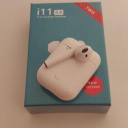 High quality touch ear pods compatible with iOS and Android.

Perfect Gift for your kids

Bluetooth 5.0
Auto pairing
With Charging Case
+- 2-3 hours talking time
Charges in 40 minutes.


2 for £25
