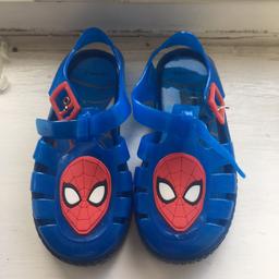 Size 8 toddler spider man sandals. Worn once, great condition.