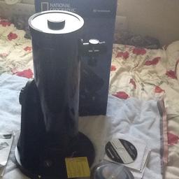 National geographic compact telescope.
New never been used.