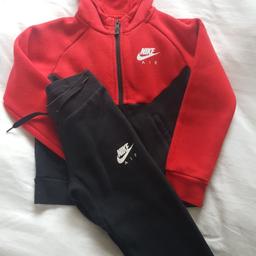 Childs Size 5 Nike Tracksuit. Collection only (can post for additional cost).