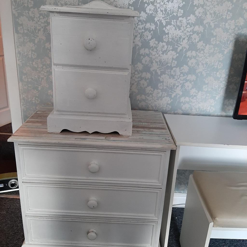 bedroom furniture in OL8 Oldham für £ 75,00 zum Verkauf Shpock AT