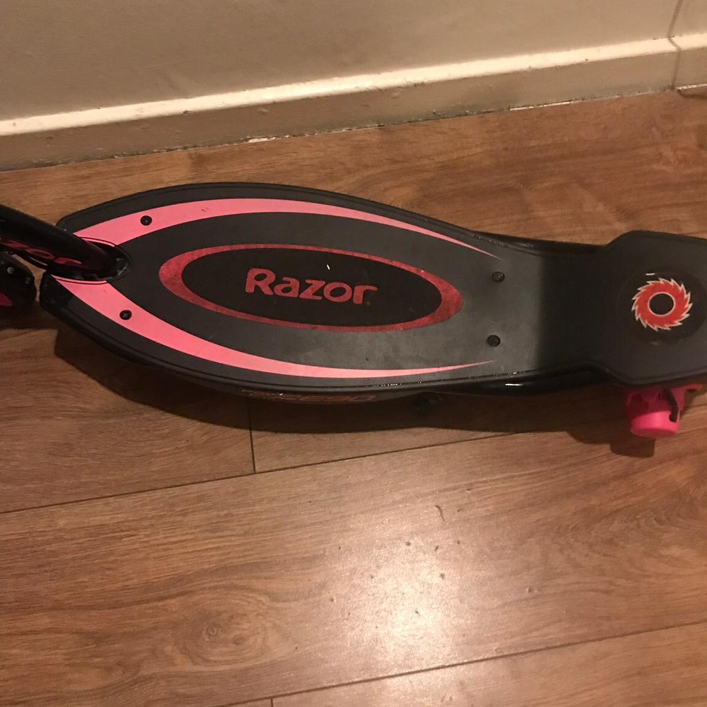 Razor electric scooter in SE18 London für £ 45,00 zum Verkauf | Shpock AT