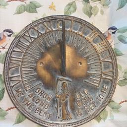 Vintage grow old along with me sundial new condition but has a bit of wear to the bird part as shown in the photo

Buyer pays £6.50 postage

Postage is Royal Mail 2nd class parcel